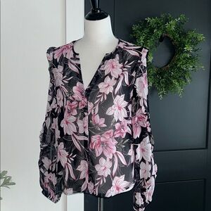 White House black market M button down long sleeve Floral Blouse Pink Black